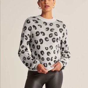 Abercrombie & Fitch Puff Sleeve Crew Sweater SZ M